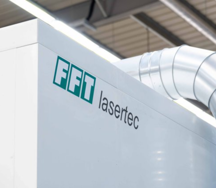 Laser protection cabin
